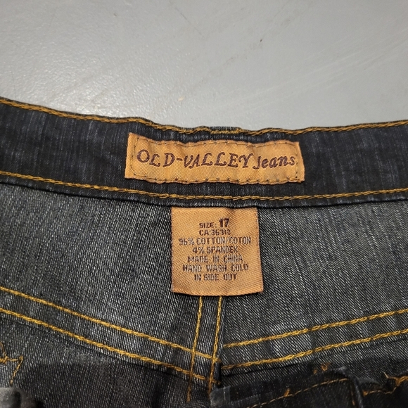 Old Valley Bramd Embellished Jeans - Picture 3 of 7